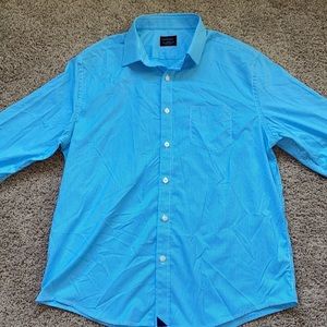 Light blue and white checked UNTUCKit button up